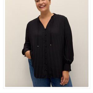 Pennigtons - Silky Pleated Buttoned Down Blouse 1xL